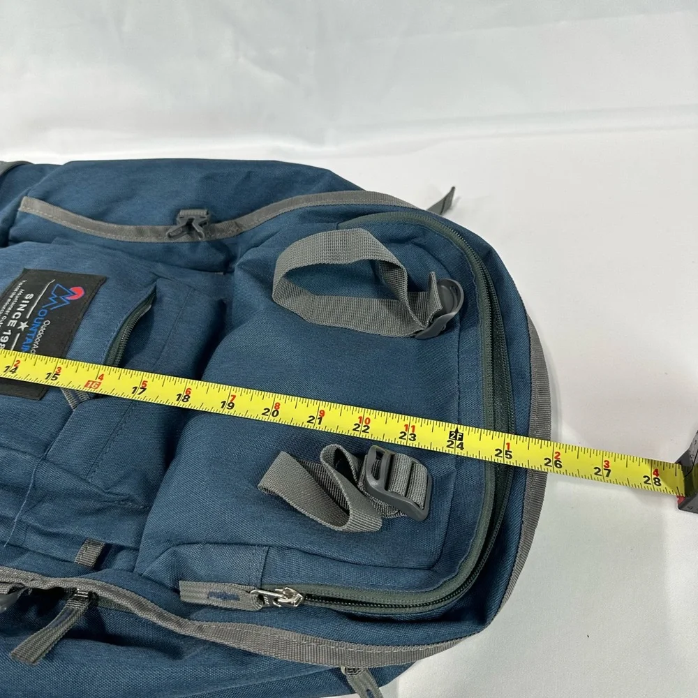 #147 Outdoor Adventure Mountain Top Backpack Traveling 40L w/ Raincover